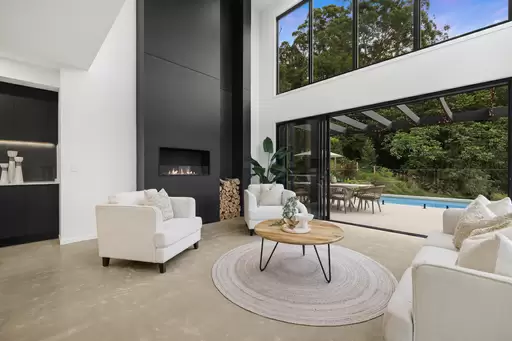29 Everton Place, Rosemount For Sale by Queensland Sotheby's International Realty - image 1