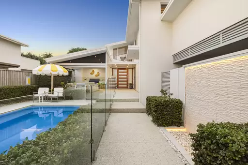 45 Yaringa Avenue, Buddina For Sale by Queensland Sotheby's International Realty - image 1